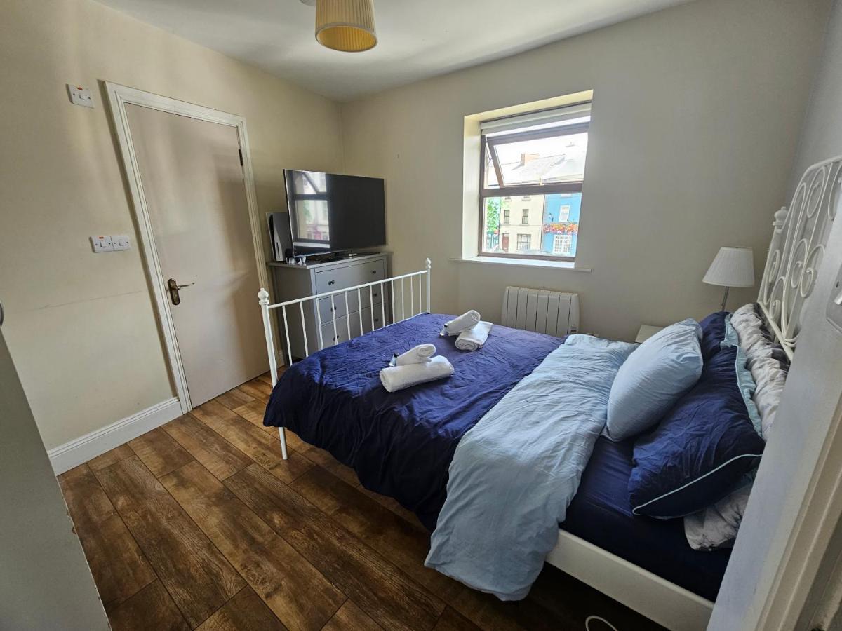 גלוואיי Cosy City Centre Apartment מראה חיצוני תמונה